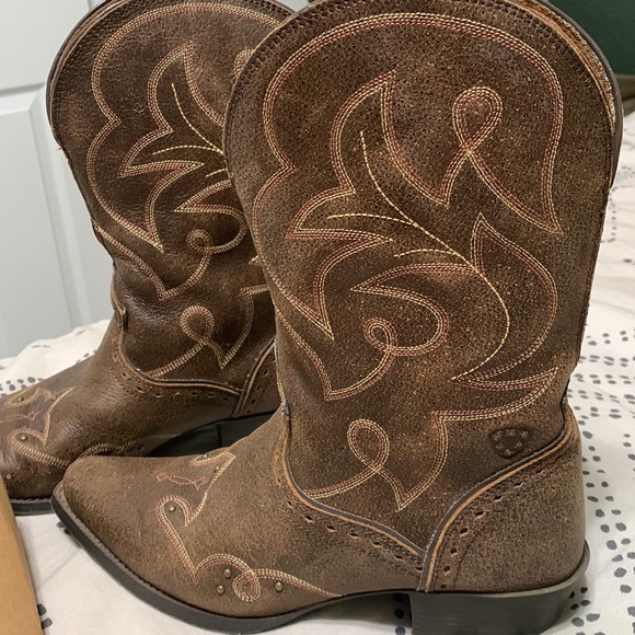 Ariat Other - Ariat Girls Boots ‘Spellbound’